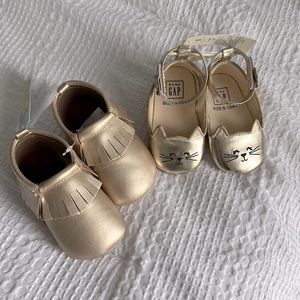 *2* Pairs of Gold baby shoes NWT